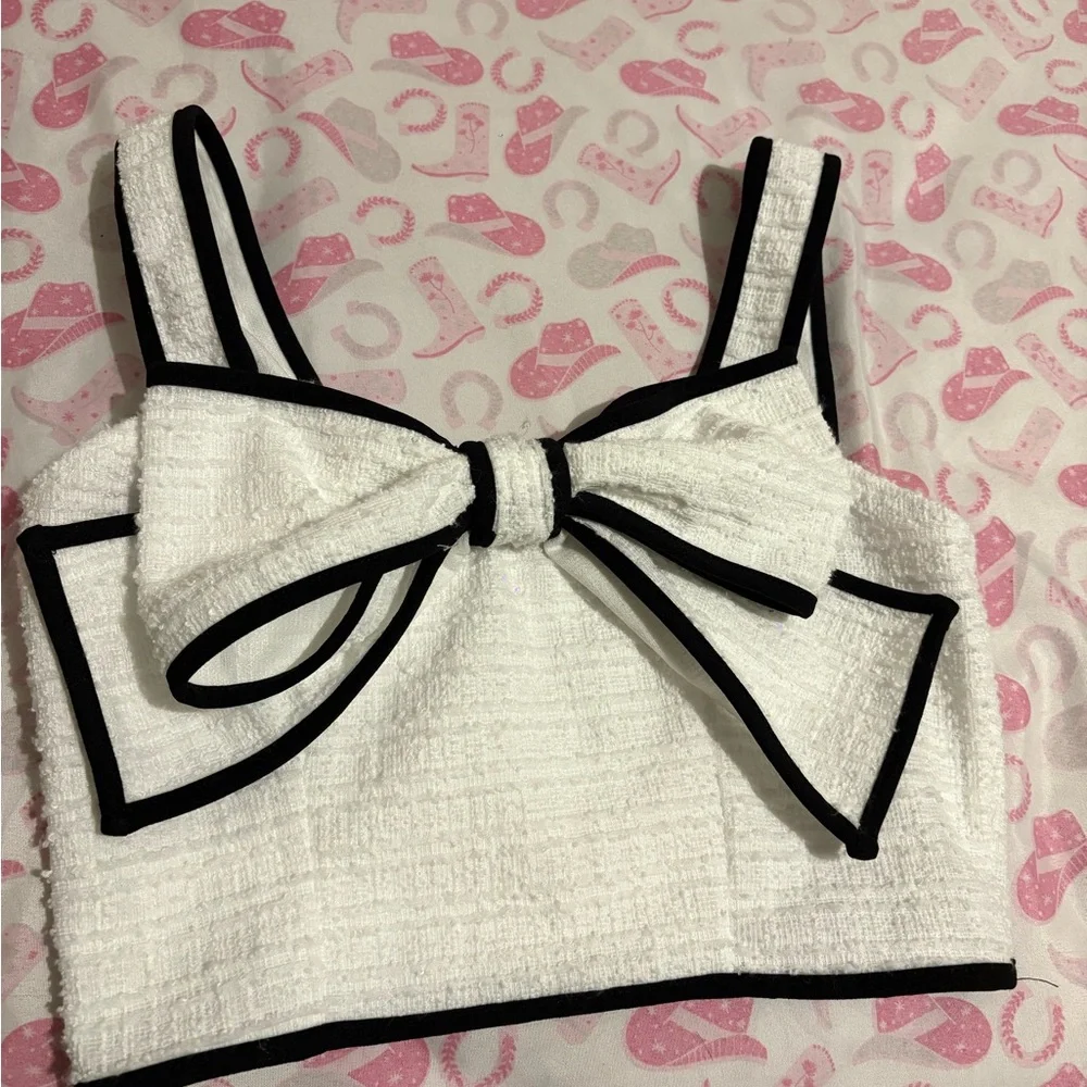 SHEIN White Tank Top with Black Bow Detail - Picture 1 of 1